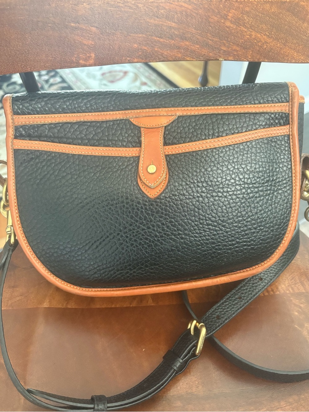 Rare Vintage Dooney & Bourke AWL Cavalry Trooper Bag with British Tan Trim - Picture 4 of 11